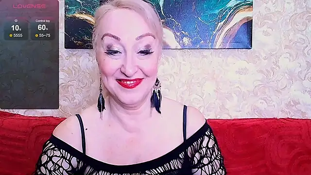 Sara  Smith  online show from 04/27/26, 09:29
