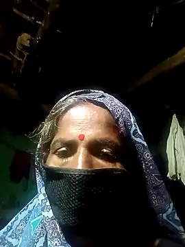 Snapshot of So_payal chatting on 09/27/25, 03:06 So payal online show from 09/27/25, 03:06