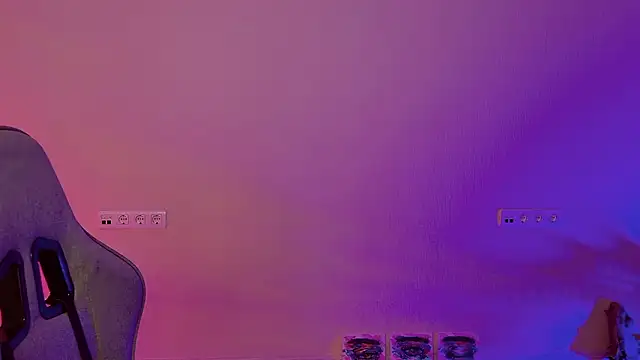 Yoka paradoXXX online show from 02/11/26, 09:47