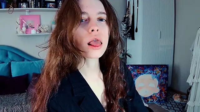 Yoka paradoXXX online show from 05/12/26, 10:12