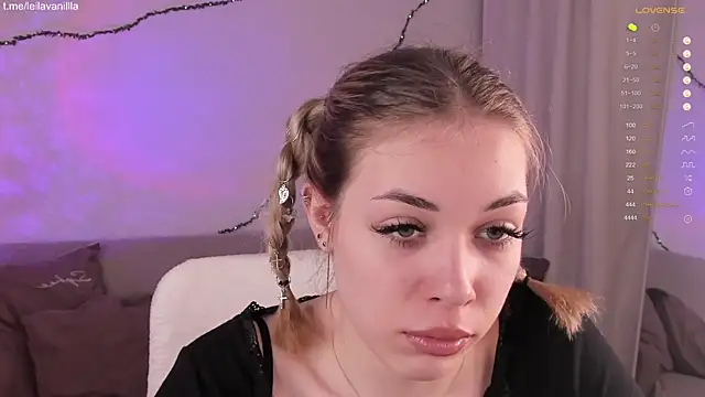 Leila Vanilla online show from 04/29/26, 04:38