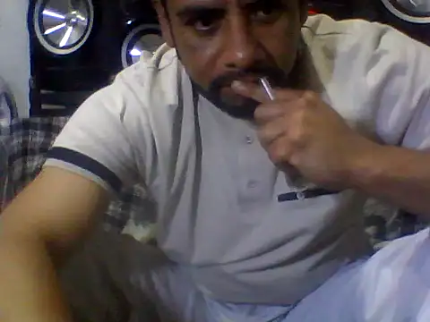 Snapshot of Neggajr87 chatting on 02/08/26, 03:43 Neggajr87 online show from 02/08/26, 03:43