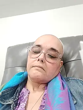 Snapshot of Yarry40 chatting on 01/13/26, 03:50 Yarry40 online show from 01/13/26, 03:50