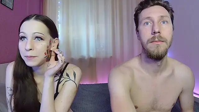 Snapshot of AsahyKourr chatting on 03/04/26, 03:56 AsahyKourr online show from 03/04/26, 03:56