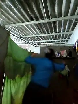 Yumyum kiw online show from 12/15/25, 12:20