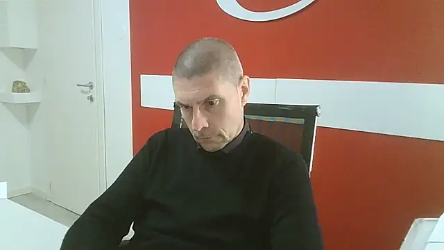 Snapshot of max79ve31 chatting on 03/16/26, 01:04 max79ve31 online show from 03/16/26, 01:04