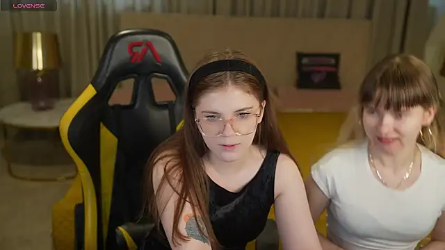 Snapshot of Ava_kiss054 chatting on 02/18/26, 11:39 Ava kiss054 online show from 02/18/26, 11:39