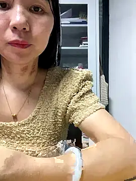 Snapshot of xiaonan- chatting on 09/17/25, 08:49 xiaonan- online show from 09/17/25, 08:49