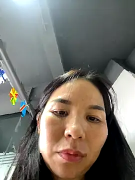 Snapshot of xiaonan- chatting on 10/29/25, 06:26 xiaonan- online show from 10/29/25, 06:26