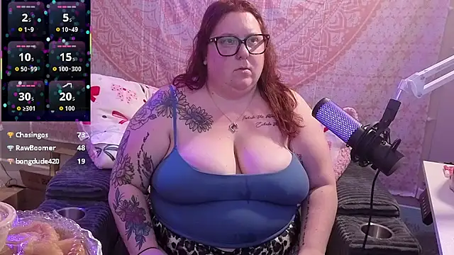 brookenicole3003 online show from 05/17/26, 01:14