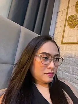 yourdevilsweettsx online show from 11/05/25, 11:32