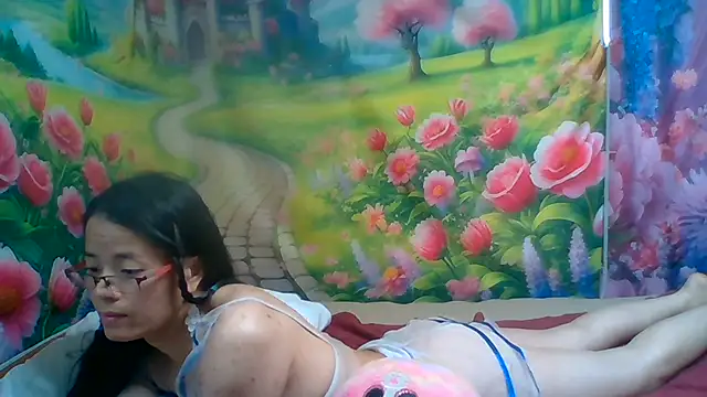 sweethanajapanese online show from 06/24/26, 12:15