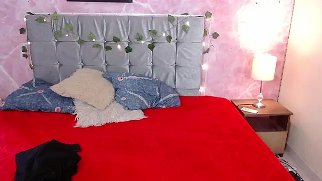 WHANDA CARVAJAL online show from 10/07/25, 07:11