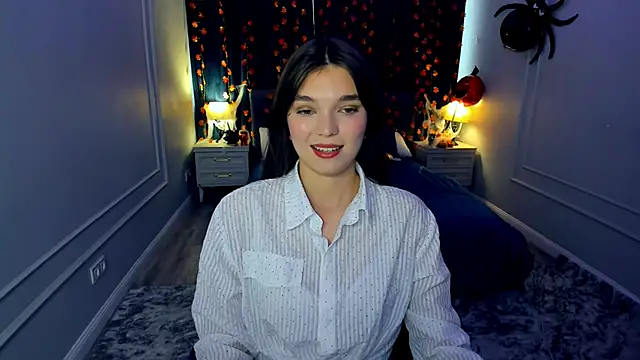 DivineAmour online show from 10/12/25, 05:28