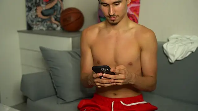 Snapshot of DanyX_ chatting on 09/10/25, 07:03 DanyX online show from 09/10/25, 07:03