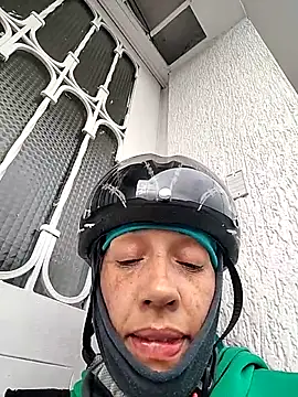 Shantey Laurent online show from 01/15/26, 12:21