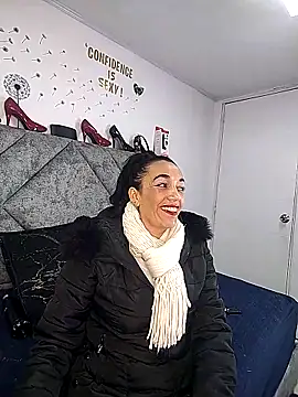 Shantey Laurent online show from 02/05/26, 01:16