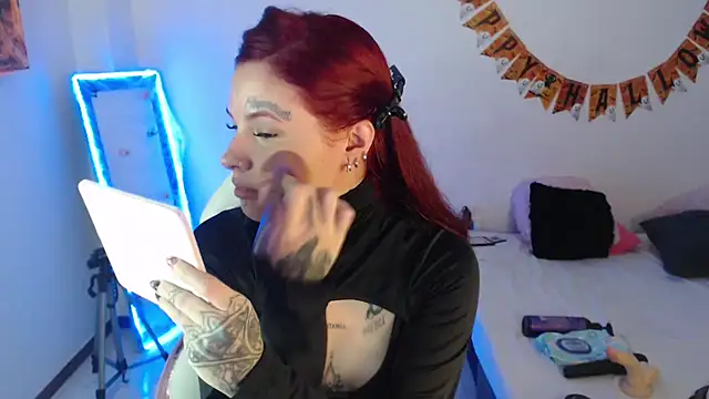 Maddy Vicius19 online show from 10/27/25, 10:14