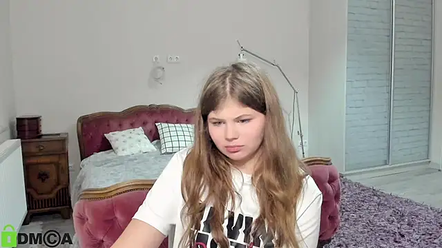 Lilly Jess online show from 11/25/25, 09:04