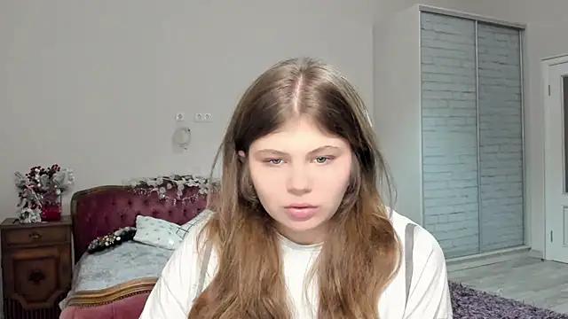 Lilly Jess online show from 12/22/25, 08:28