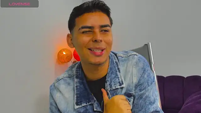 Matthewlodge online show from 11/29/25, 01:25