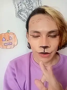 kittymutant99 online show from 10/31/25, 06:20