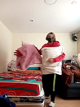 kittymutant99 online show from 12/01/25, 05:29