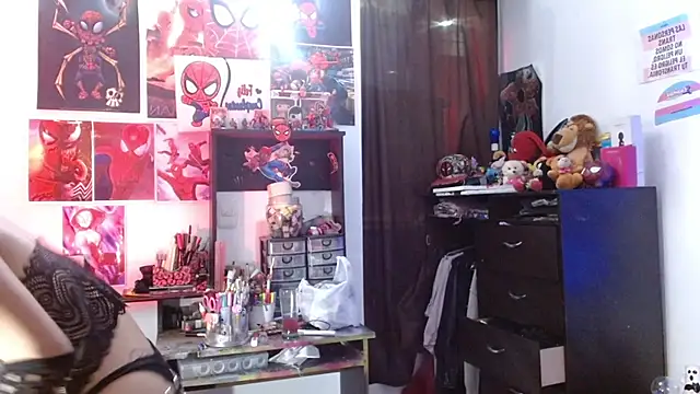 Snapshot of carolinerue chatting on 09/22/25, 02:02 carolinerue online show from 09/22/25, 02:02