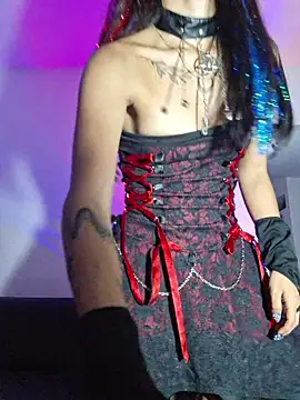 Snapshot of carolinerue chatting on 11/03/25, 10:49 carolinerue online show from 11/03/25, 10:49