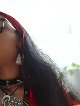 Snapshot of carolinerue chatting on 01/07/26, 07:05 carolinerue online show from 01/07/26, 07:05