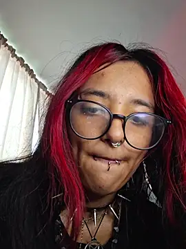 Snapshot of carolinerue chatting on 03/10/26, 09:20 carolinerue online show from 03/10/26, 09:20