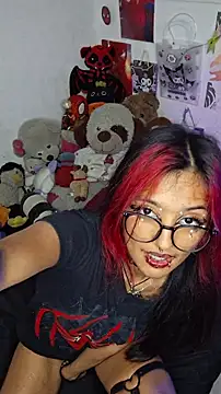 Snapshot of carolinerue chatting on 03/14/26, 06:41 carolinerue online show from 03/14/26, 06:41