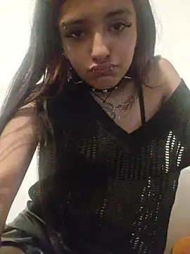 carolinerue online show from 05/13/26, 03:15