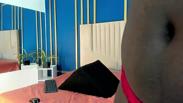 NalahCampbell online show from 11/28/25, 07:49