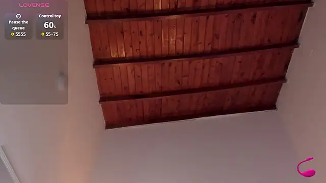 nicolehenna online show from 10/08/25, 01:36