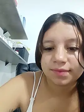 Shell Latina online show from 02/18/26, 01:29