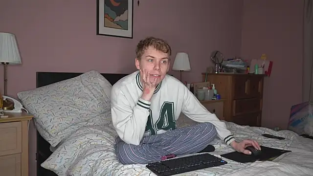 scottishtwink01 online show from 11/08/25, 05:23
