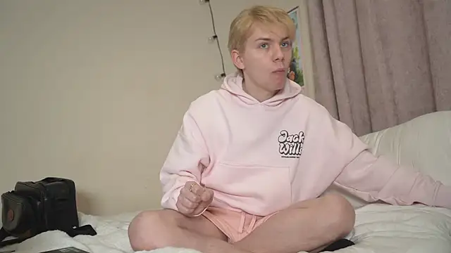 scottishtwink01 online show from 12/19/25, 12:06