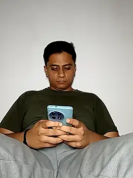 eyepach96 online show from 09/19/25, 11:49