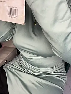 rhizanthella  online show from 01/16/26, 07:29