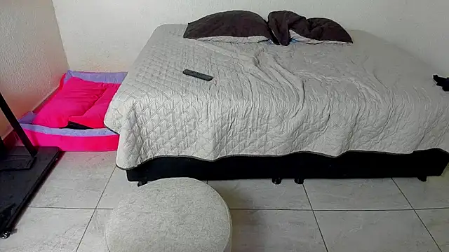 Snapshot of lustduo1 chatting on 02/12/26, 12:05 lustduo1 online show from 02/12/26, 12:05