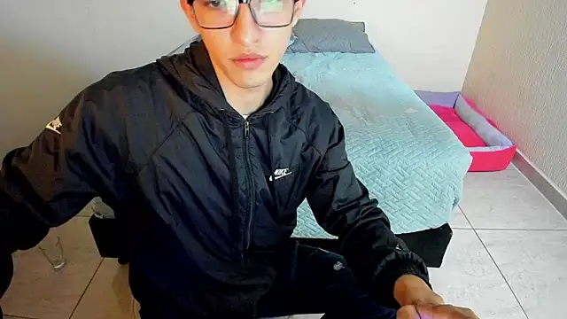 Snapshot of lustduo1 chatting on 02/19/26, 12:50 lustduo1 online show from 02/19/26, 12:50