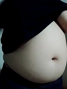 Snapshot of luzmelzinha chatting on 10/07/25, 01:14 luzmelzinha online show from 10/07/25, 01:14