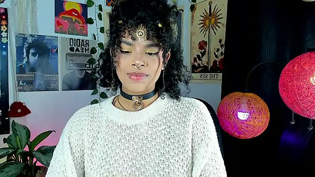 Snapshot of Raven_luv chatting on 11/29/25, 11:41 Raven luv online show from 11/29/25, 11:41