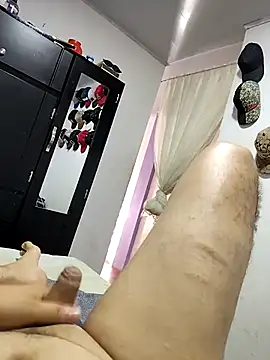 Snapshot of fabianmanchola chatting on 11/13/25, 09:36 fabianmanchola online show from 11/13/25, 09:36