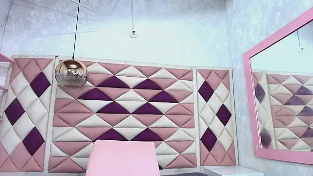 abbyrouss  online show from 09/19/25, 03:08