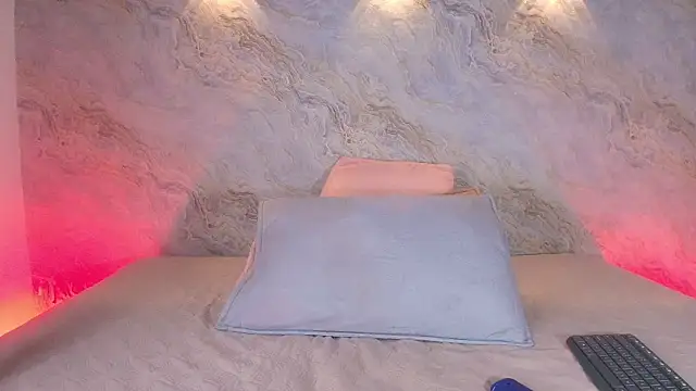 abbyrouss  online show from 11/07/25, 03:06