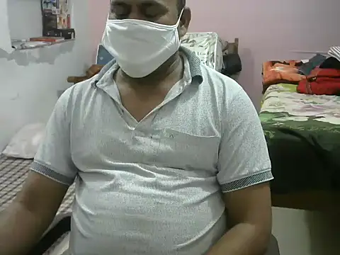 Snapshot of Famit025 chatting on 02/07/26, 05:05 Famit025 online show from 02/07/26, 05:05