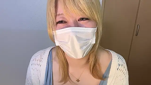 Snapshot of kitty_kyoto chatting on 05/18/26, 03:07 kitty kyoto online show from 05/18/26, 03:07