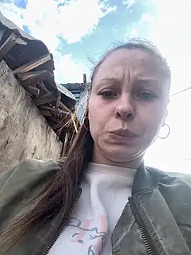 Jessie Queen 1 online show from 10/24/25, 10:22